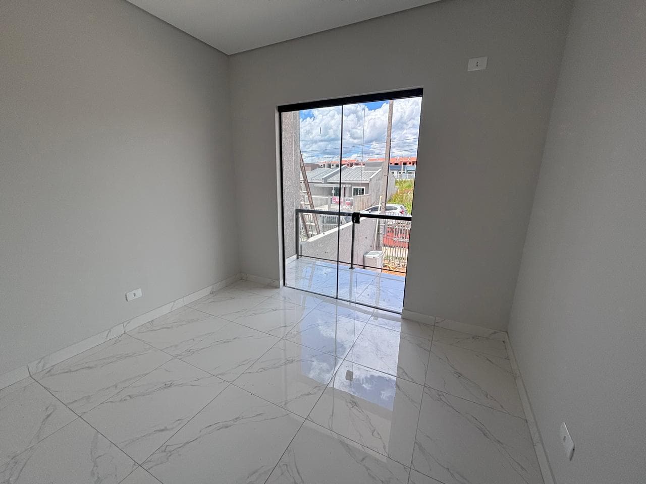 Sobrado Jardim Itália 8