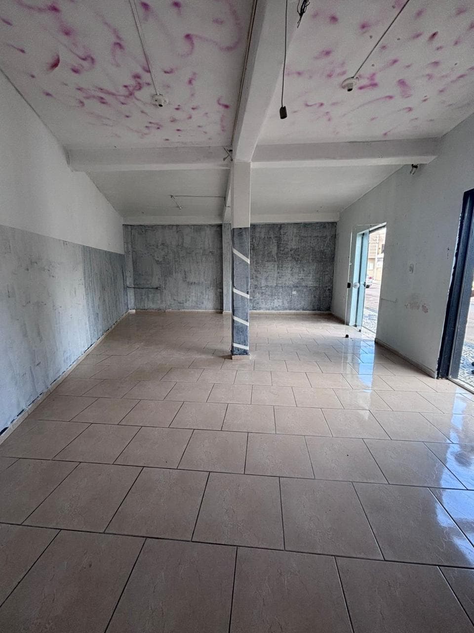 Aluga: Sala Comercial no Centro 2